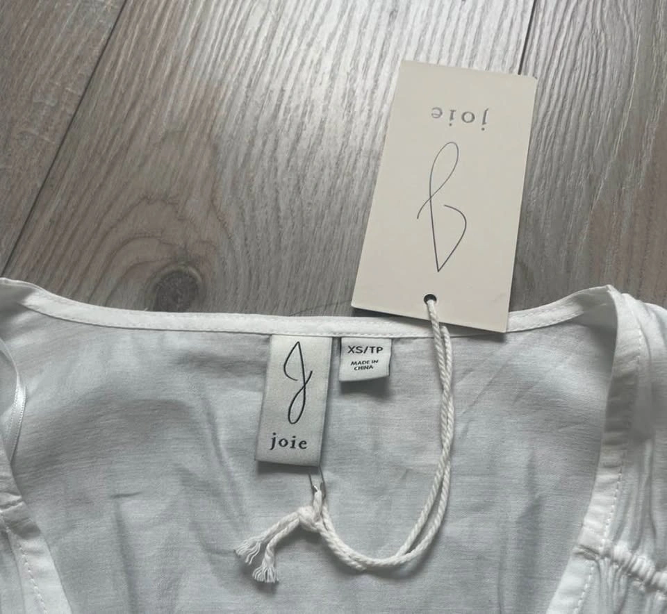 Joie Front-tie white long-sleeved blouse, NWT - photo 4