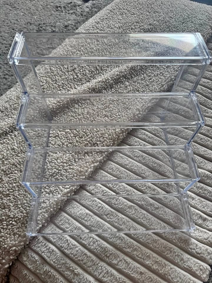 Clear Acrylic 4-Tier Display Stand
