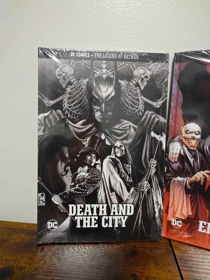 DC The Legend Of Batman Eagle Moss Collection Comic Hardcover Bo - photo 3