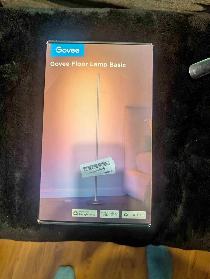 Brand New Govee Floor Lamp Basic - Smart LED Corner Lamp