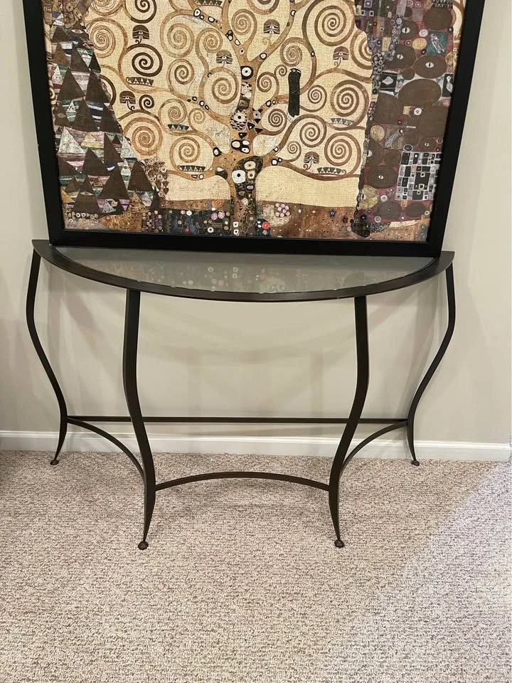 Thomasville console and end table - photo 2