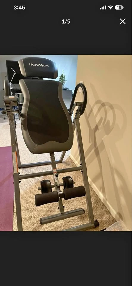 Innova inversion table
