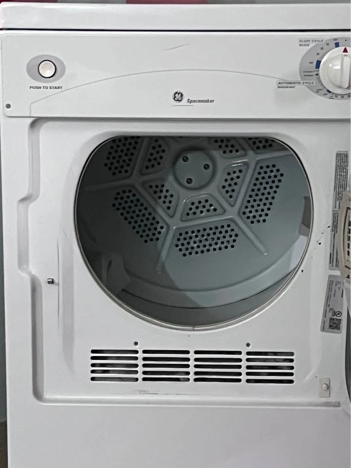 GE Washer and Dryer Set - photo 5
