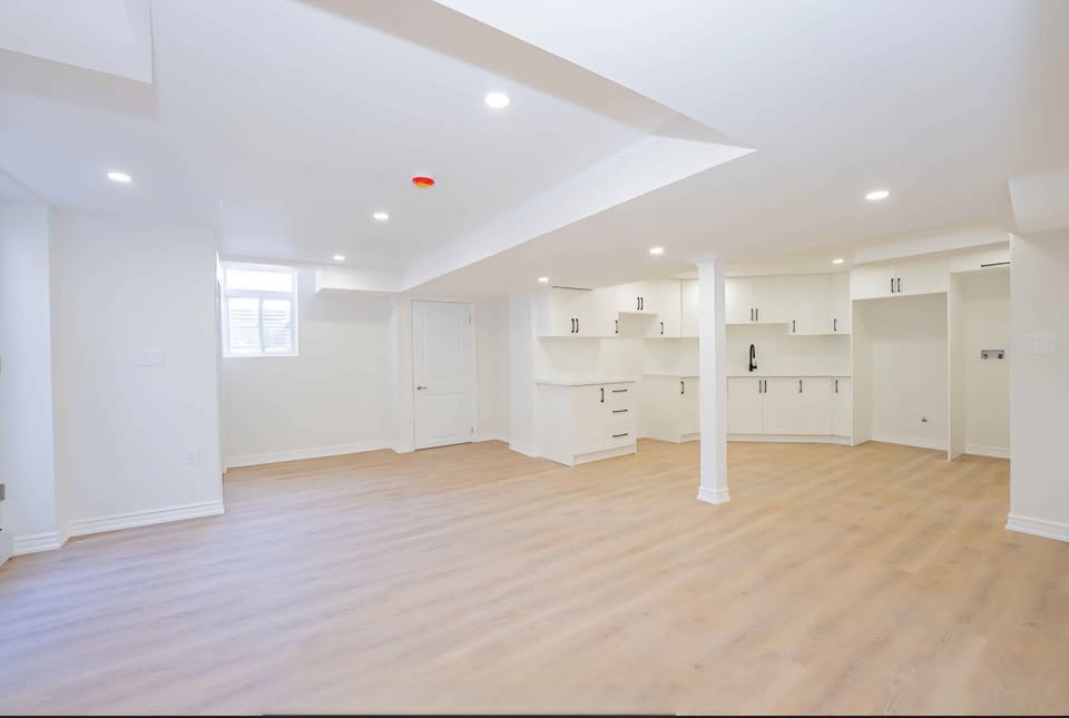 2 Beds 1 Bath - Apartment - photo 3
