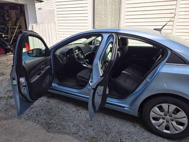 2012 Chevy Cruze LT Turbo 4 door sedan - photo 3
