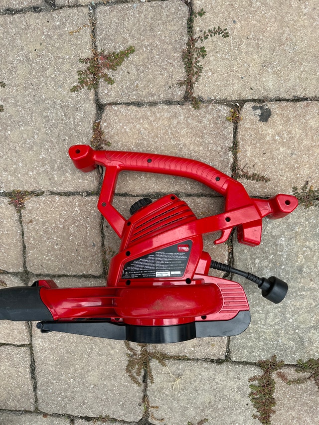 Toro Ultra Blower Vac (Model 51619), corded electric 3-in-1 - photo 2