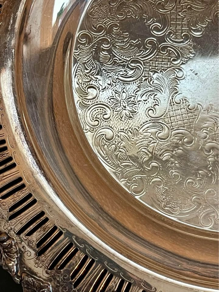 Old English Reproduction E.P.ON Copper 2515 Silver Plated Tray - photo 2