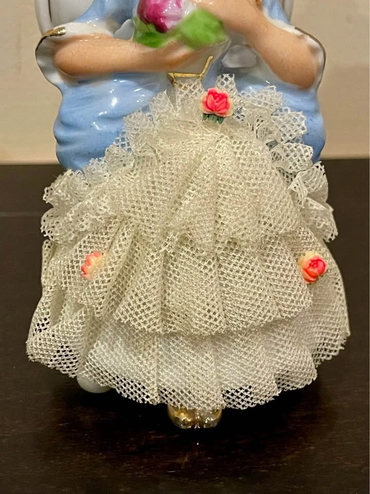Vintage Porcelain Lace Figurines | 1960s lady with flower - photo 2