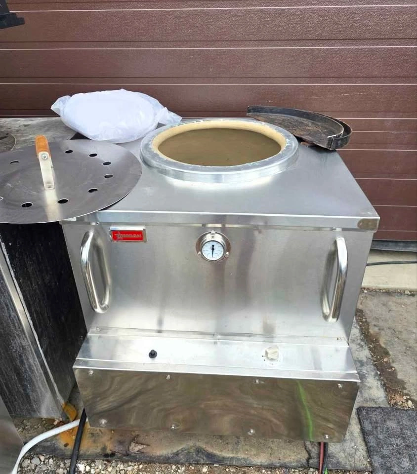 Omcan 32" x 32" Natural Gas Tandoor Oven For Sale - photo 5