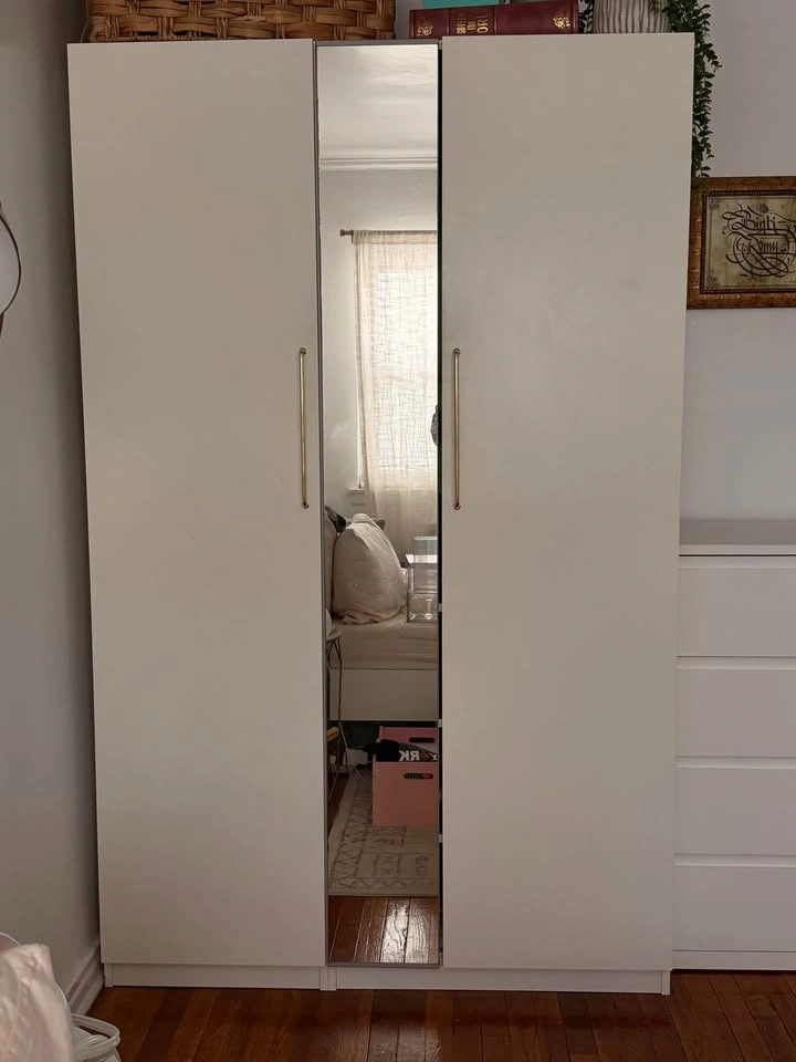 Custom-Built IKEA Wardrobe / Closet – Excellent Condition - photo 2