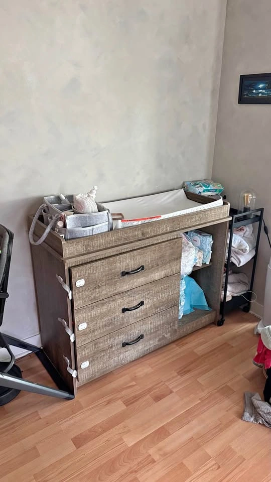 Baby changing table dresser