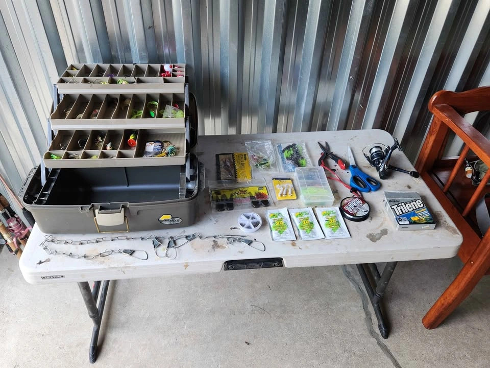 🇨🇦  Bass fishing tackle box - photo 3
