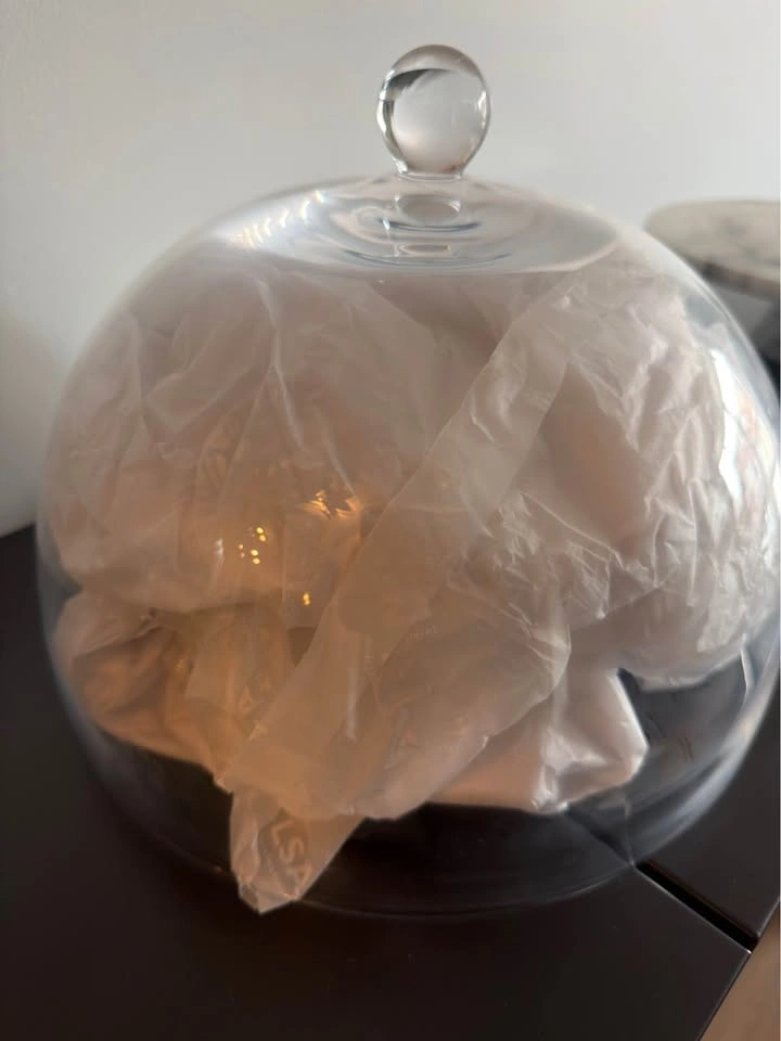 Glass cloche with free marble stand - photo 5