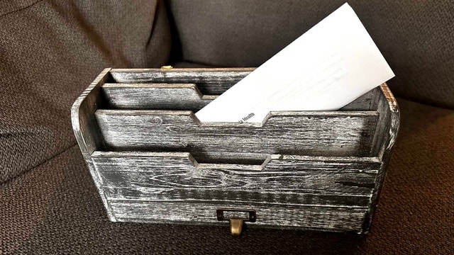 Letter Mail holder - photo 3
