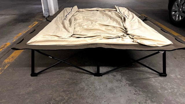 Colemans Airbed Cot - photo 2