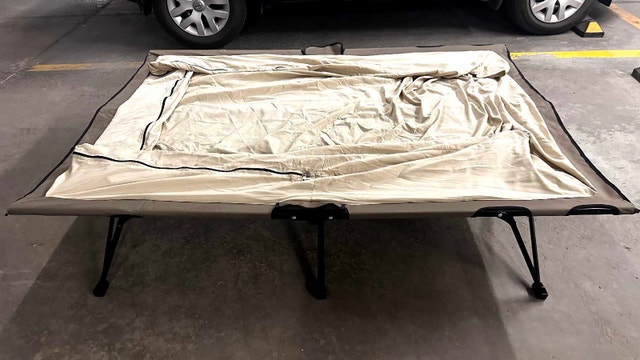 Colemans Airbed Cot - photo 3