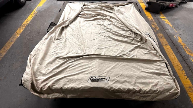 Colemans Airbed Cot - photo 4