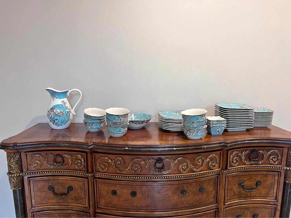 222 Fifth Adelaide Turquoise Fine China Dinnerware