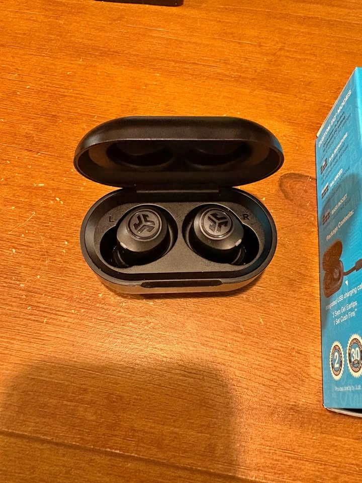 JLAB buds Air Wireless ear buds