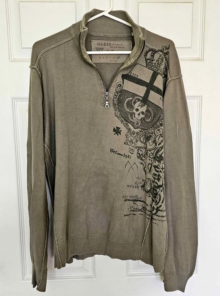 Guess Los Angeles Men's Y2K Gothic Crest 1/4 Zip Sweater XXL