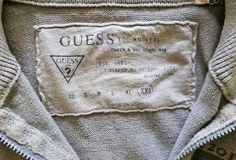 Guess Los Angeles Men's Y2K Gothic Crest 1/4 Zip Sweater XXL - photo 2