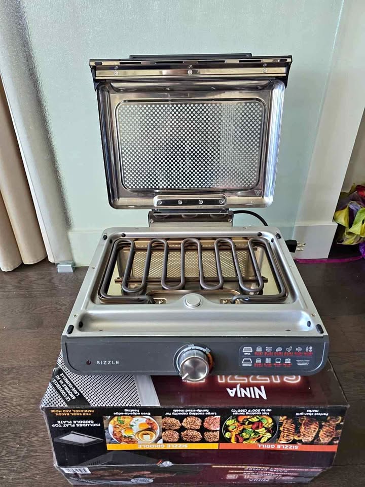 Ninja Sizzle Grill - Smokeless