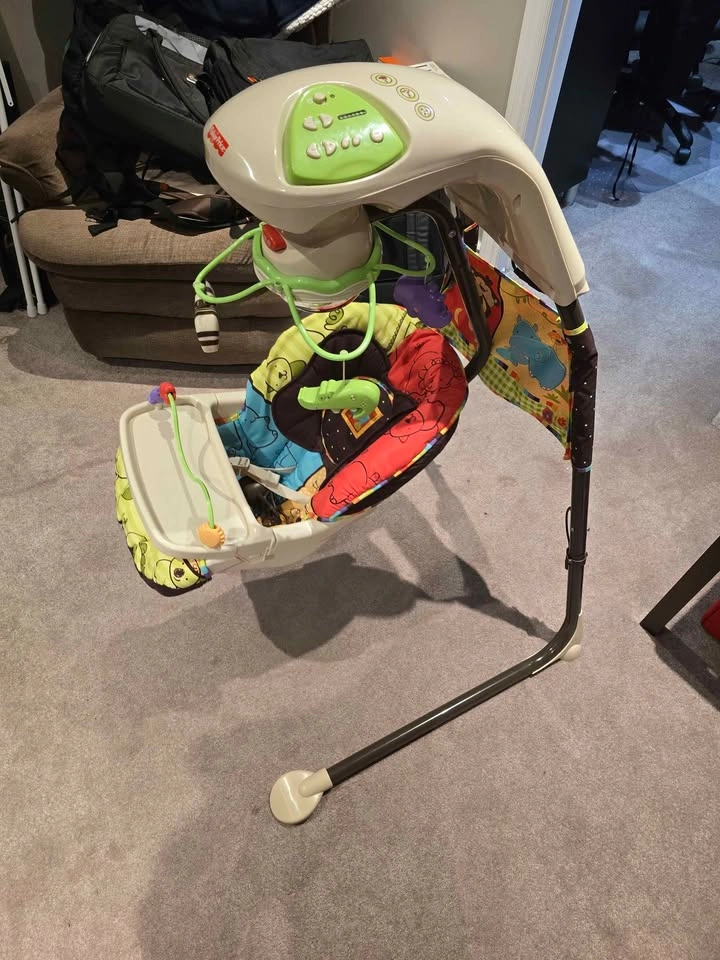 Fisher-Price Luv U Zoo Cradle 'n Swing - photo 3