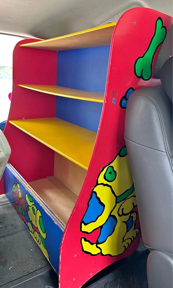 Kids Shelving Unit/Bookcase