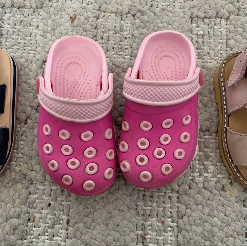 Lot of 3 toddler shoes - photo 3