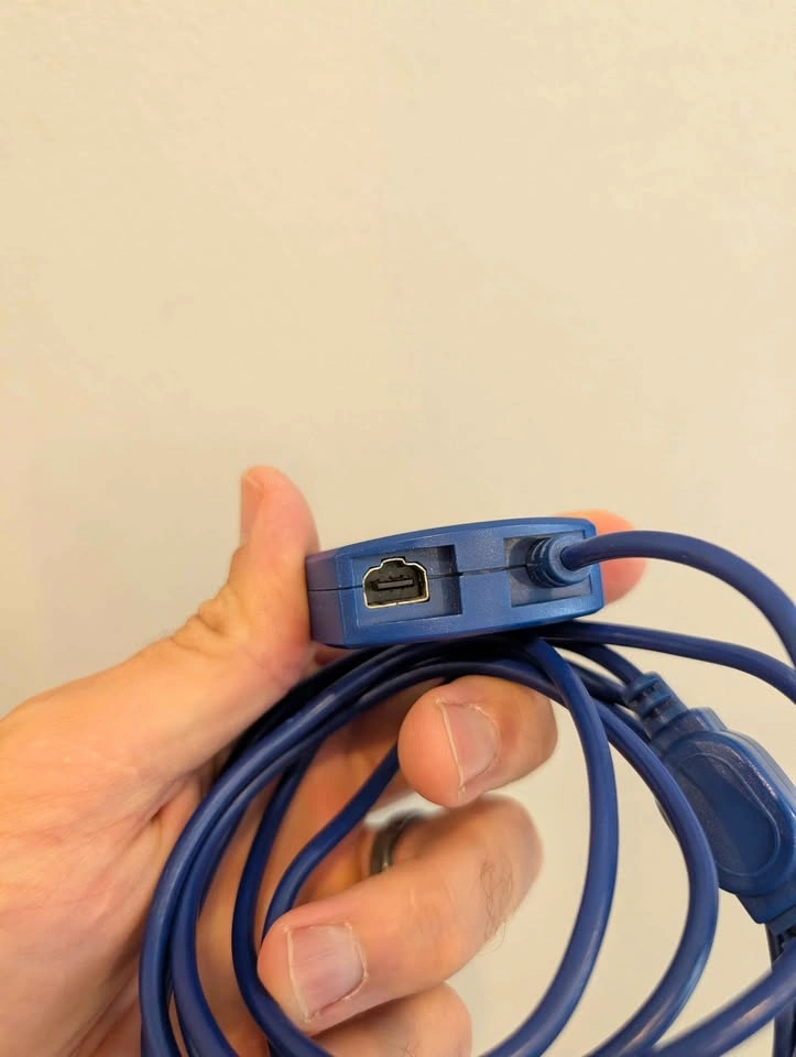 GameBoy Advance - Multiplayer Link Cable and GameCube Adapter - photo 2