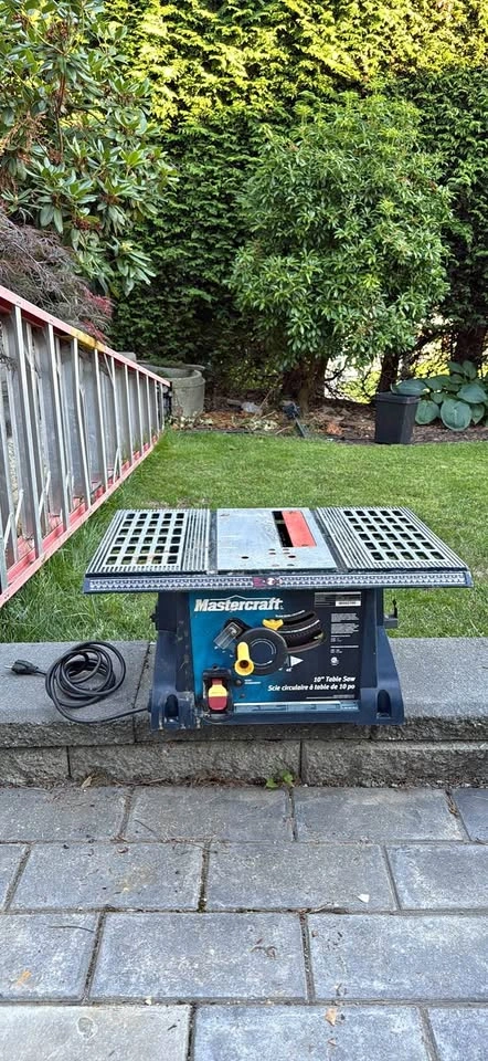 Mastercraft 10” Table Saw