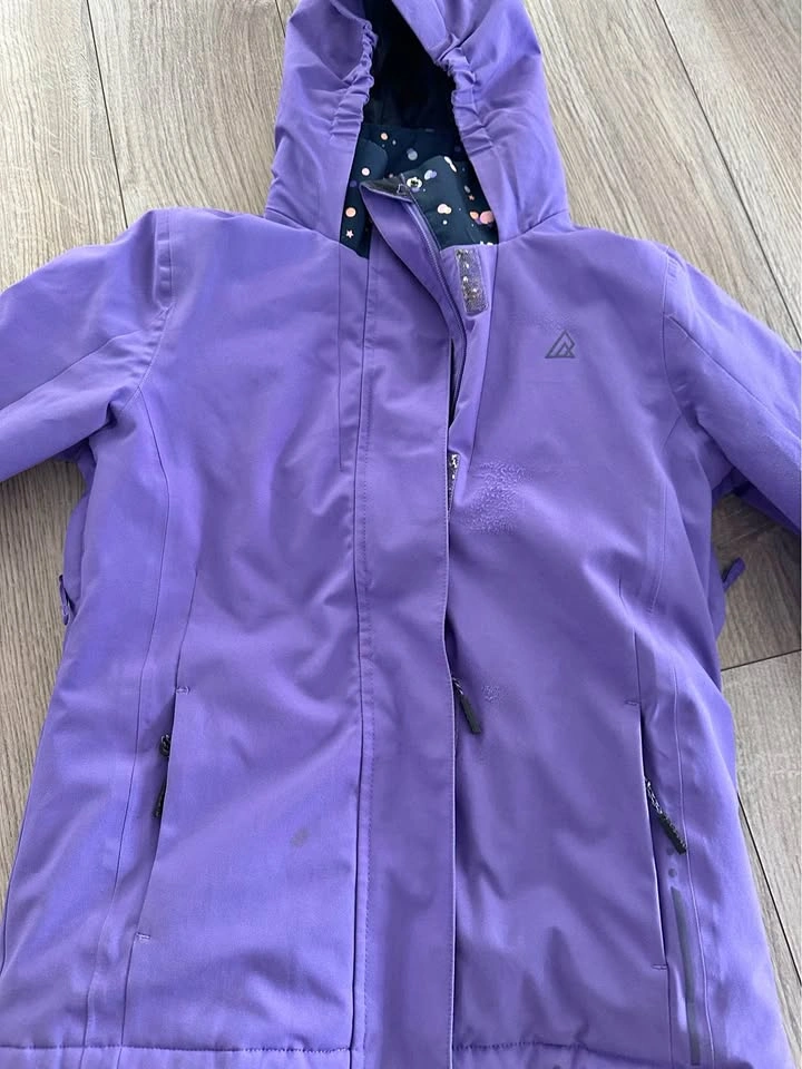 Ripzone Girls Snow / Ski Jacket – Size M (9–11 Years)
