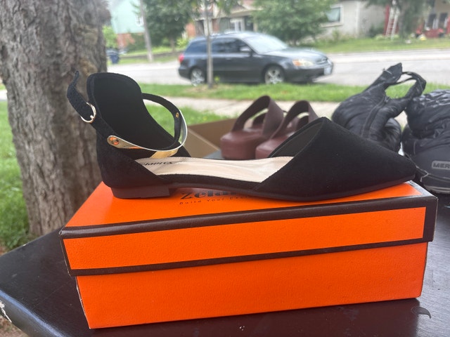 Zelaprox Pointed Toe Flats size 10.5