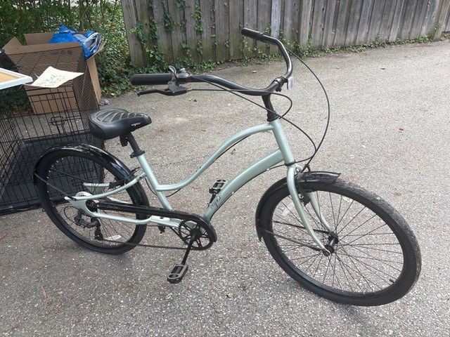 2 Capix Cruiser Bicycle