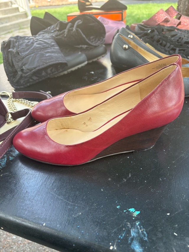 Nine West Wedge Shoes 9.5