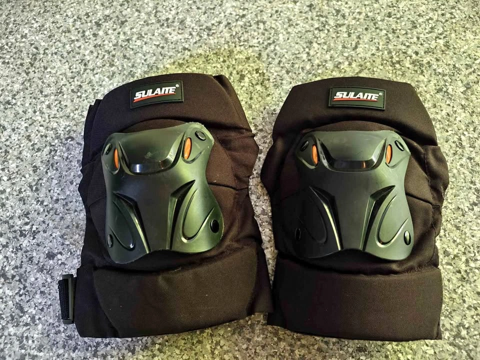 SULAITE Motorcycle Knee Pads