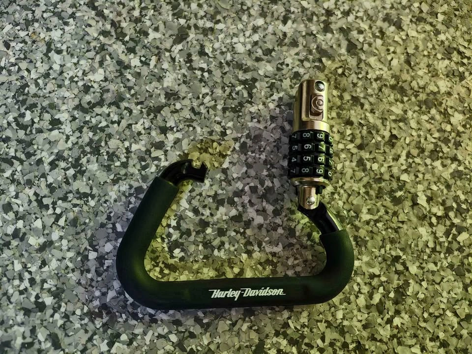Harley-Davidson Helmet Lock - photo 2