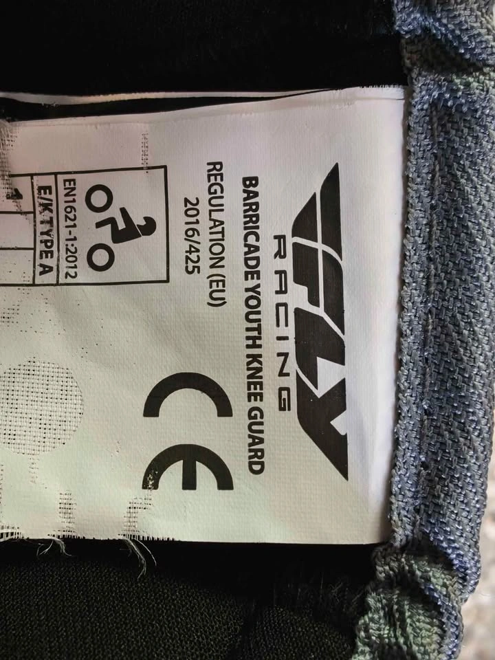 Fly Racing Barricade Youth Knee Guards - photo 4