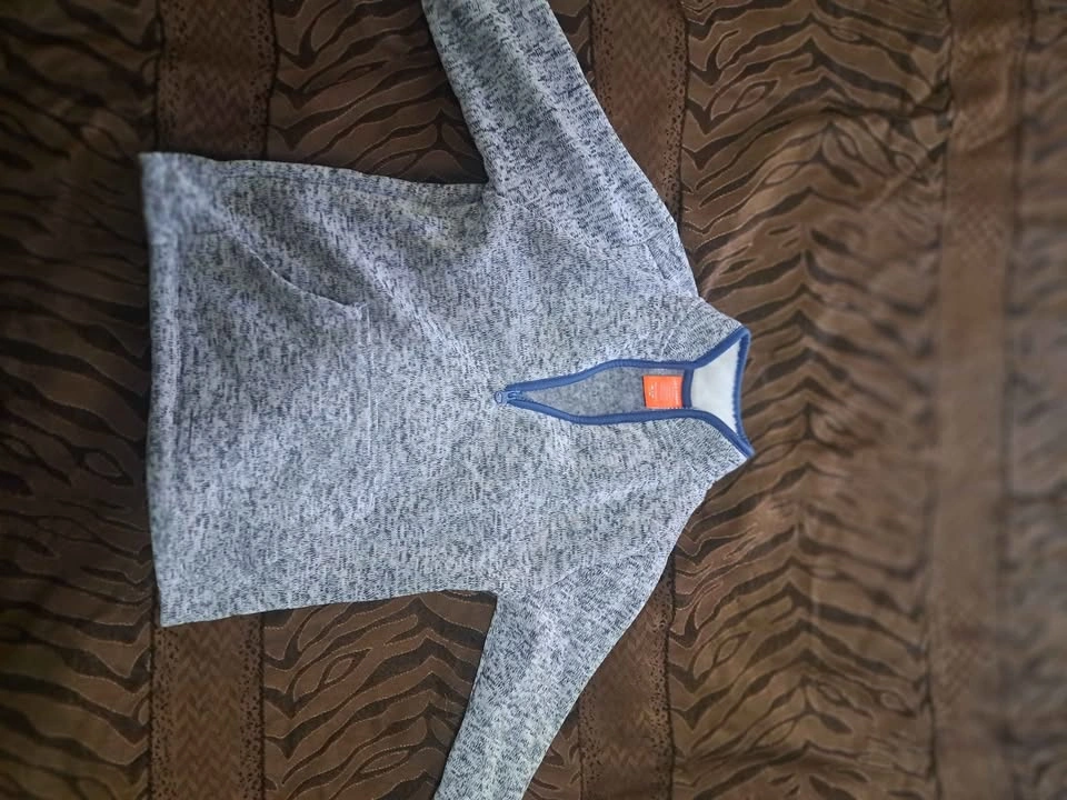 Boys sweater - photo 2