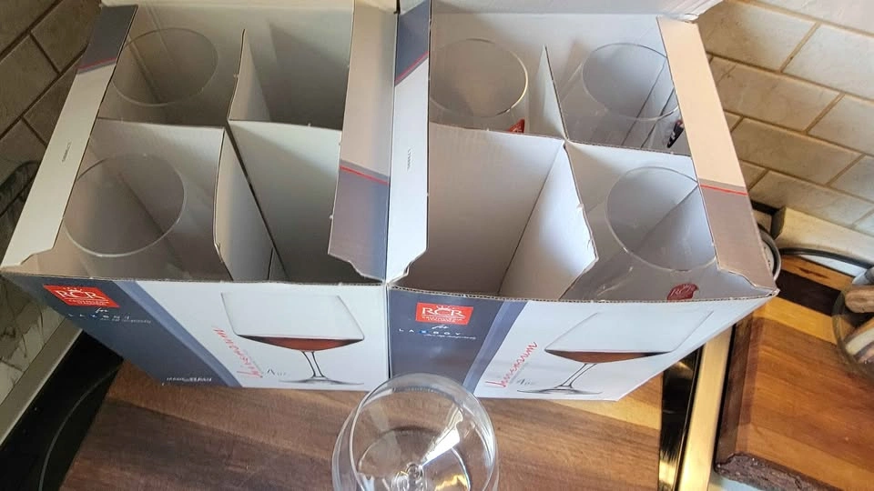 Wine Glasses - New - Boxed - photo 2
