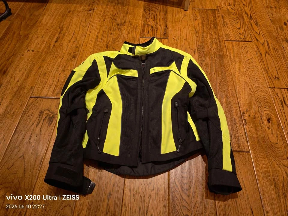Olympia Motorcycle Jacket small - photo 3