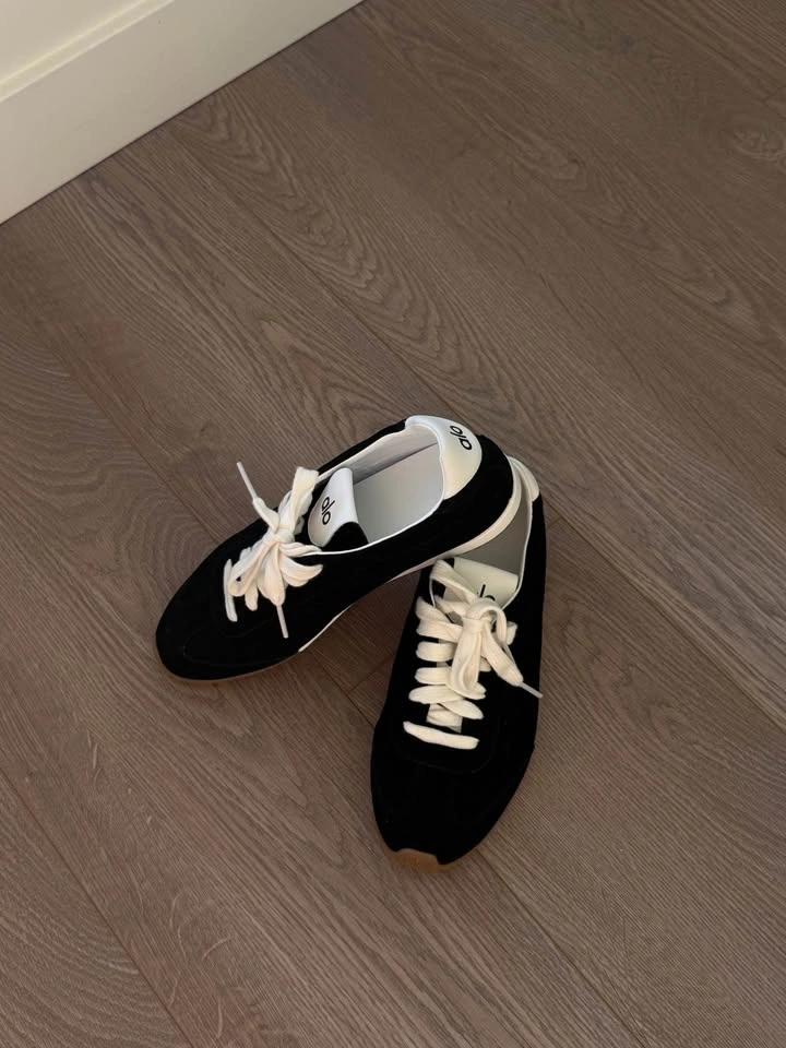 Alo Sunset Sneakers - Black suede - photo 2