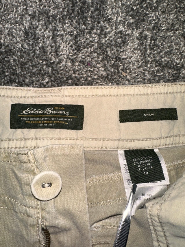 woman’s lightweight corduroy pants size 10 - photo 5