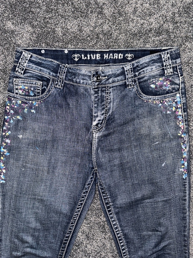 live hard woman’s jean shorts size 10 - photo 3