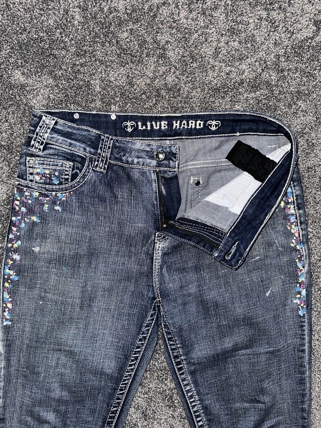 live hard woman’s jean shorts size 10 - photo 4