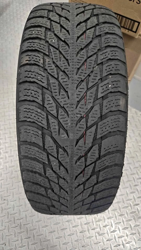 Nokian Hakkapeliitta 205/55R16 Winter Tire with Steel Rims