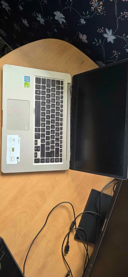 ASUS VivoBook S15 i5 8th Gen 16GB RAM 256GB SSD NVIDIA MX150 - photo 2