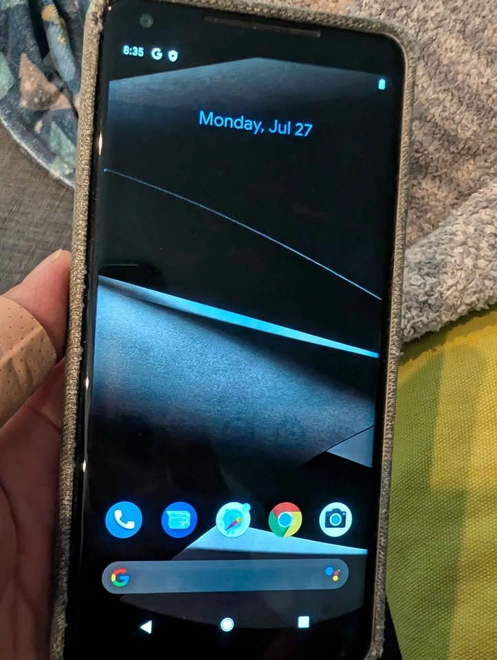 Pixel 2 XL with screen burn-in - photo 3
