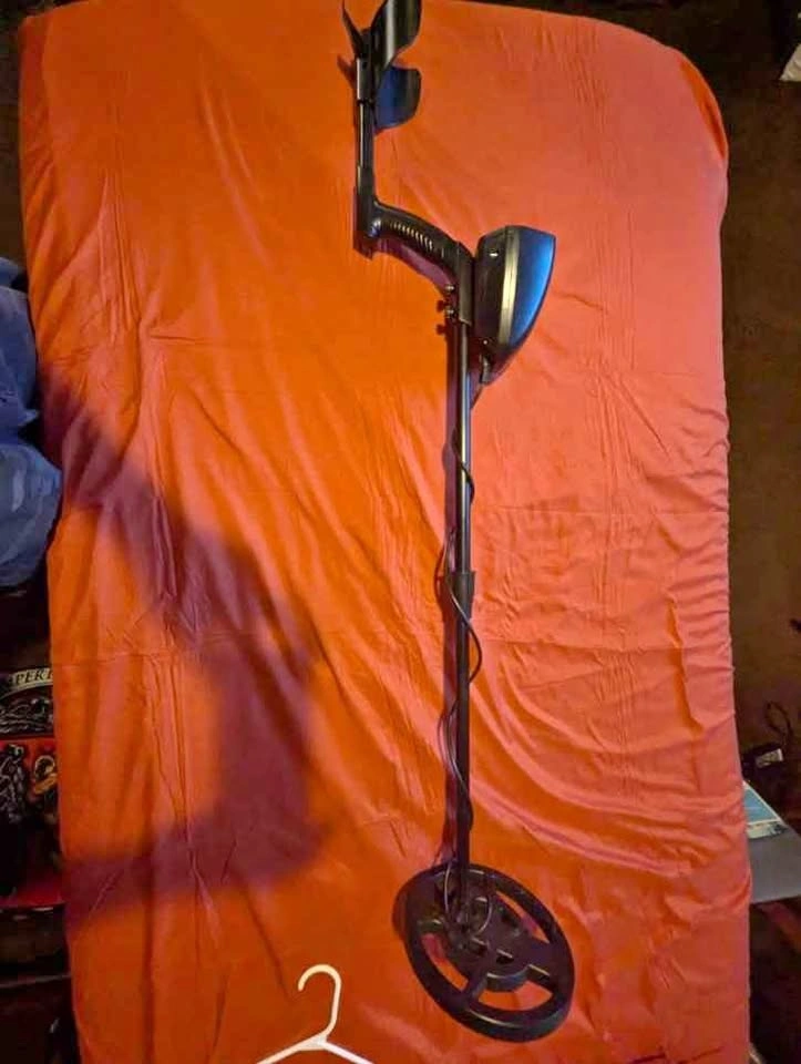 Analog Metal Detector