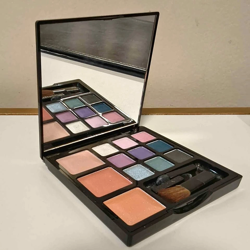 Marcelle Make-up Palette